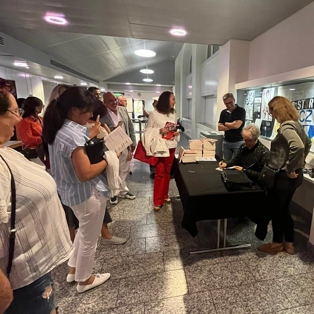 Metin Uca Zürih Gösterisi